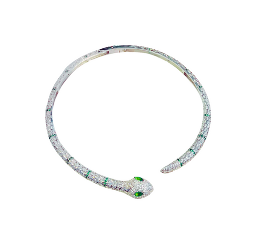 NL899259SL-Snake-Inspired Sparkling Necklace